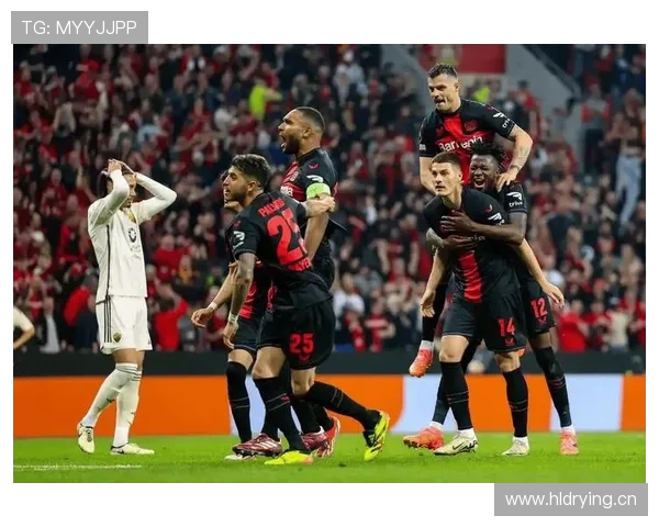 德甲后卫市场动荡：多名球员引发夏季转会热议及新星预测