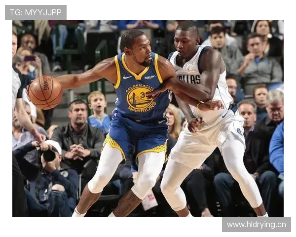 巴黎防线稳定性仍存隐患,赛季关键战表现面临考验 巴黎防线稳定性仍存隐患,赛季关键战表现面临考验