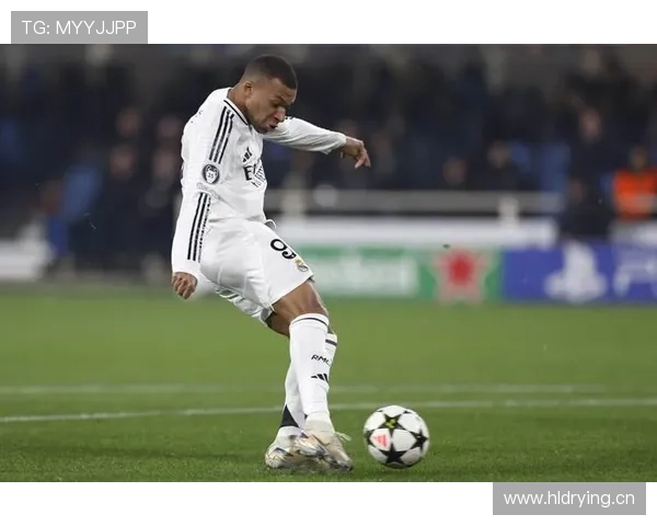 皇马防守稳定性下降影响争冠形势，球队近期表现受到质疑